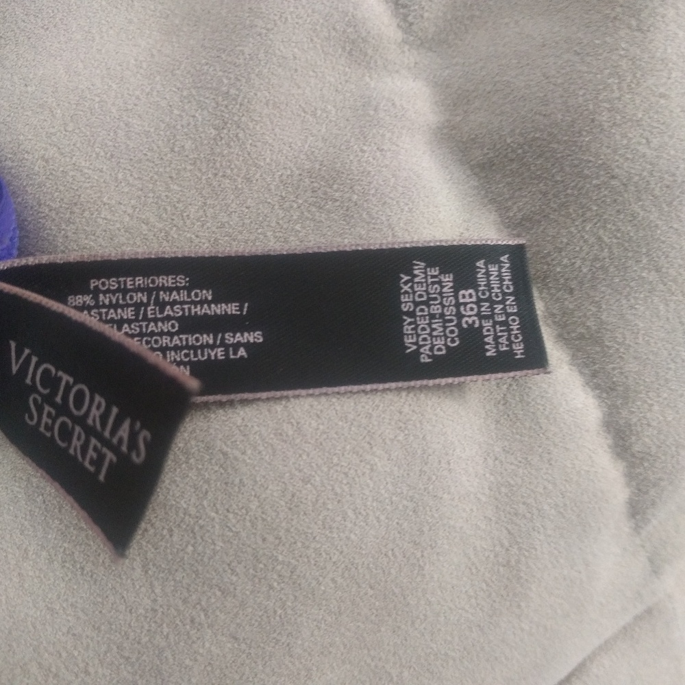 Victoria Secret Bra - Picture 3 of 3